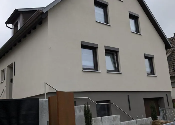 Gemuetliche Eg Wohnung Nahe Daa, Wuerzburg, A3, A7, A81, In Fuchsstadt